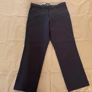 Men's Dockers Signature Khaki Straight fit